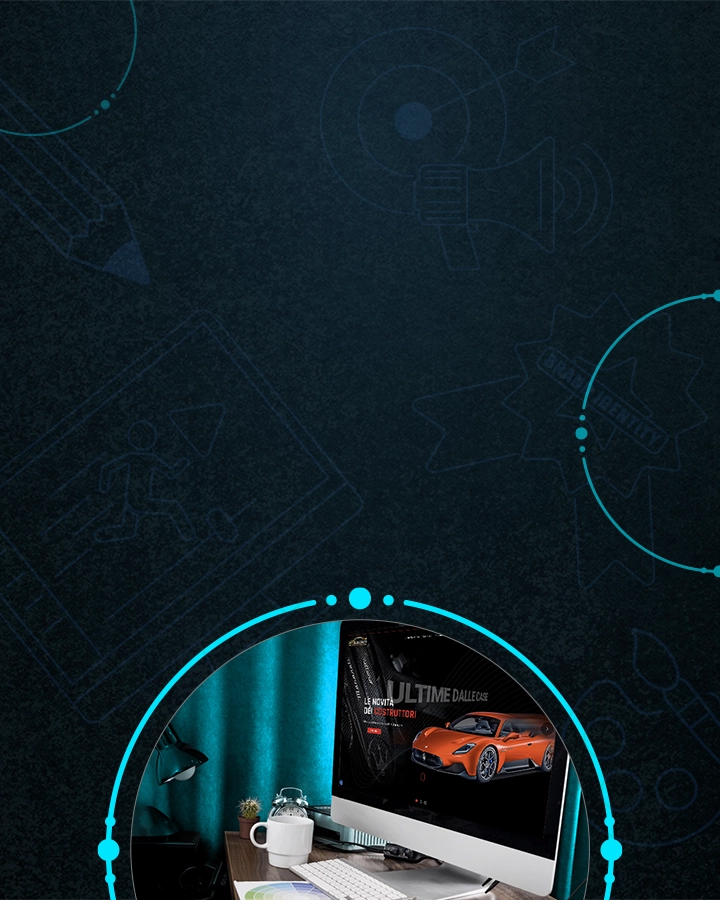 Slider su smartphone con scrivania, computer Mac e tavoletta grafica, rappresentativo dei servizi Web e Digital di Studio Pigna