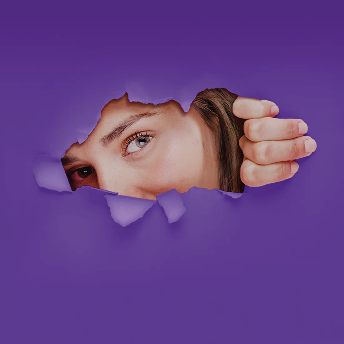 Anteprima portfolio ELO Epilessia: foglio viola strappato che mostra gli occhi e la mano di una donna